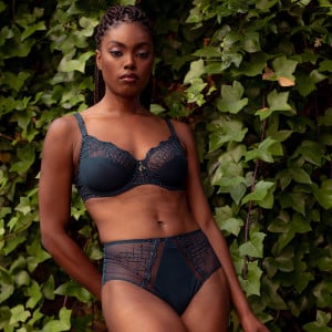Culotte haute avec broderies Matrix néon botanica consumer