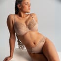String semi-transparent avec broderies Esperanza Chair consumer